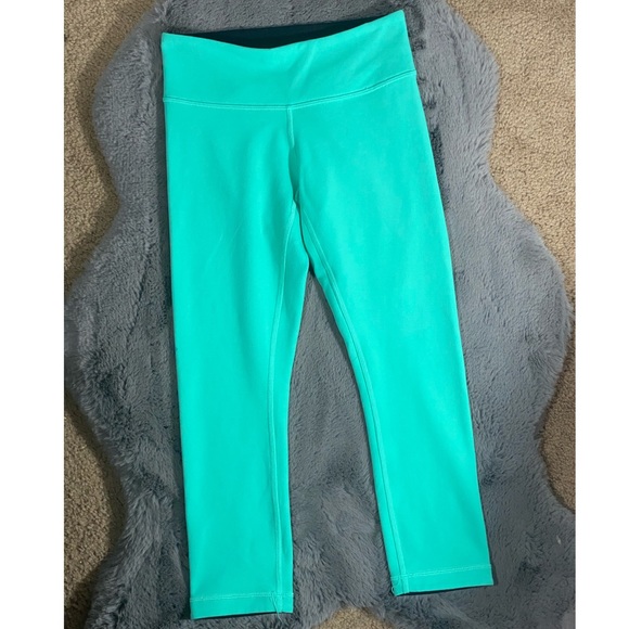 lululemon athletica Pants - Lululemon Teal Blue Capris Leggings
